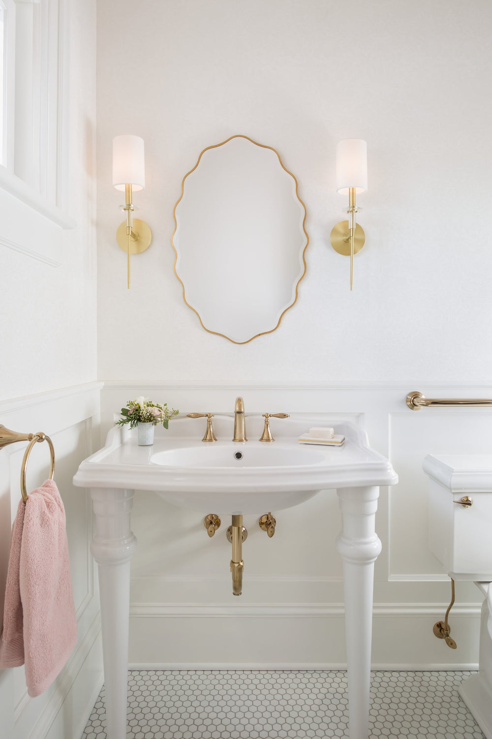 ##Antique Hardware## Amherst Wall Sconce