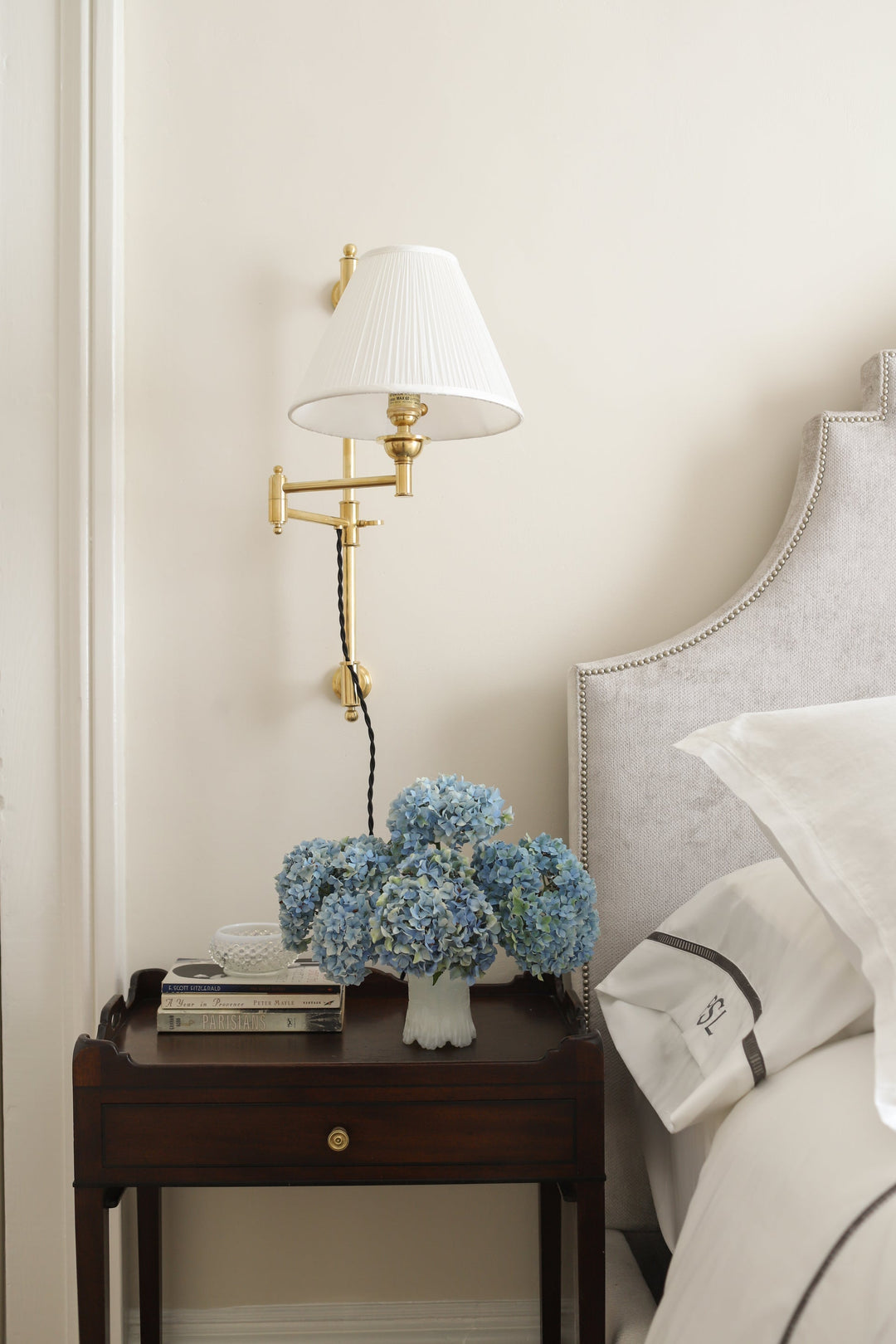 ##Antique Hardware## Classic No.1 Plug-in Sconce