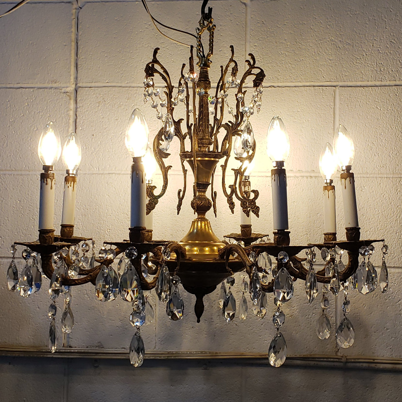 Antique Hardware Exquisite Antique Spanish Brass 8 Arm Chandelier & Crystal Prisms Chandeliers